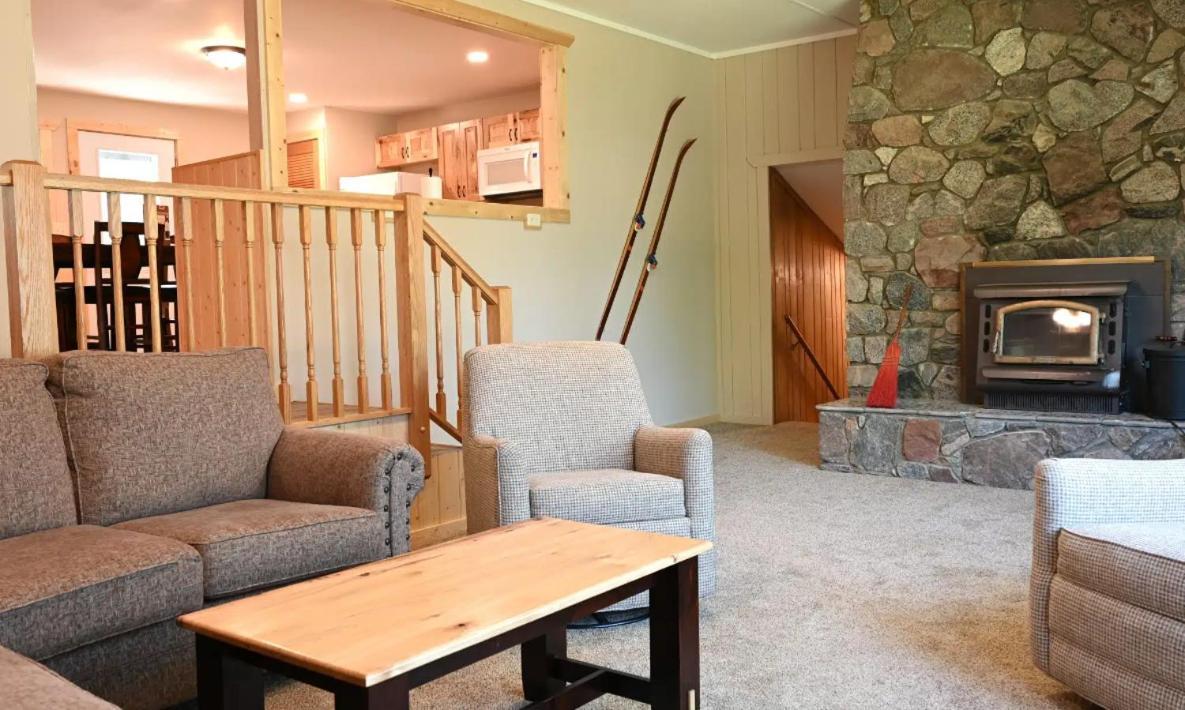 Gunflint Lodge Grand Marais Exterior foto