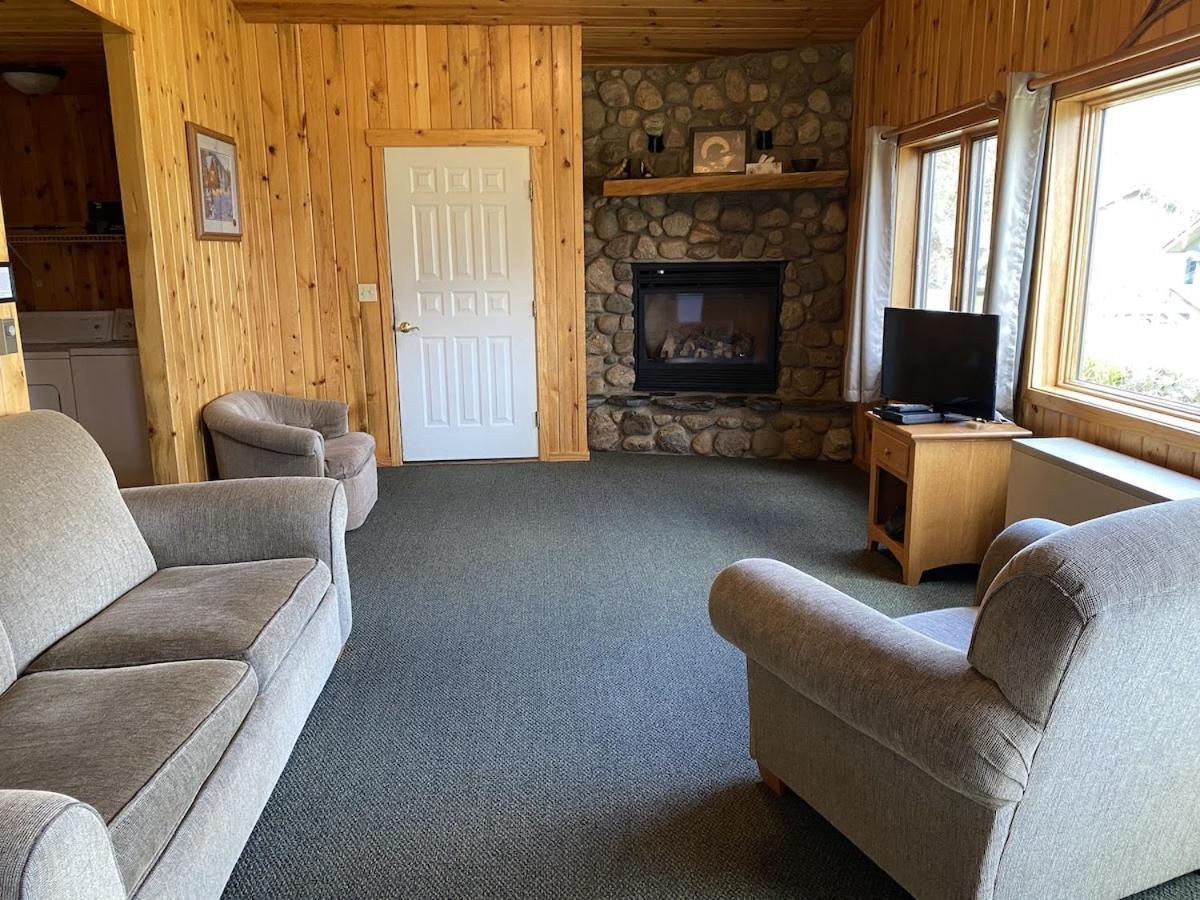 Gunflint Lodge Grand Marais Exterior foto